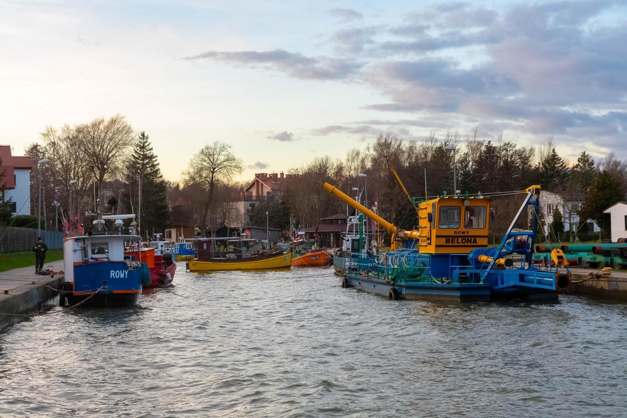Slowinska Aura I Rowy